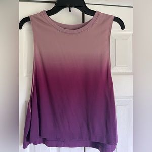 GORGEOUS Athleta ombre shirt in pink/purple. Perfect for spring/summer. Size L